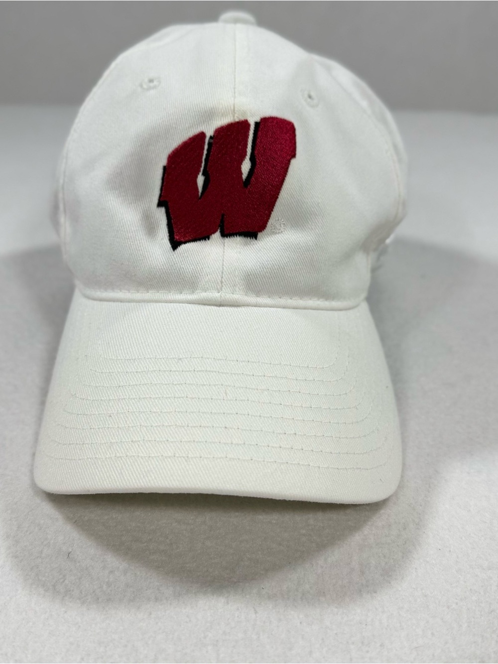 Vintage 90s Adidas Wisconsin Badgers Rose Bowl Cap Flex fit One Size Hat